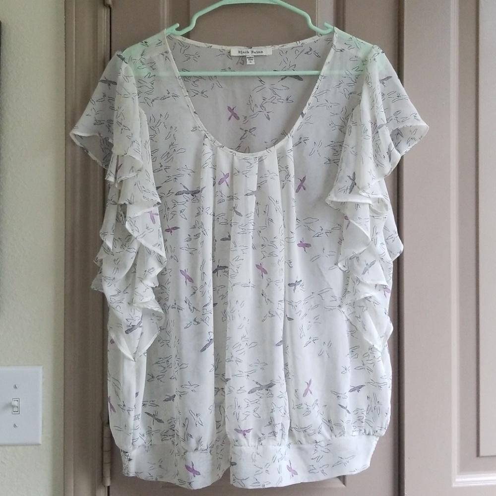Flowy summer blouse